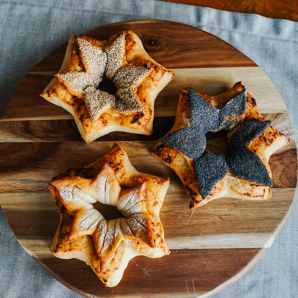 0075-Pikante Sterne mit Tomatenpesto